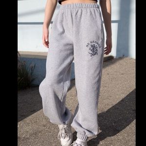 BRANDY MELVILLE Rosa sweatpants joggers john gault grey st george cozy fleece